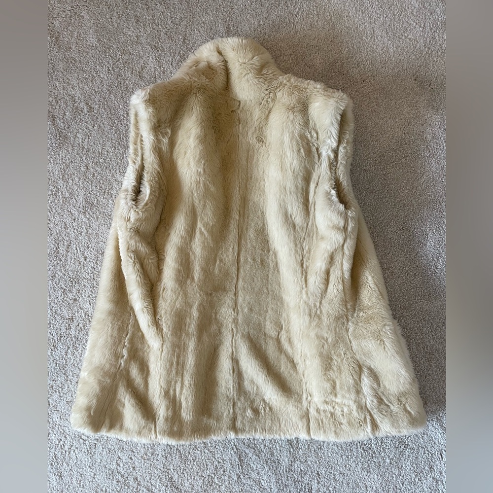 New Designer Kristen Blake Fur Vest Jacket - Picture 2 of 3